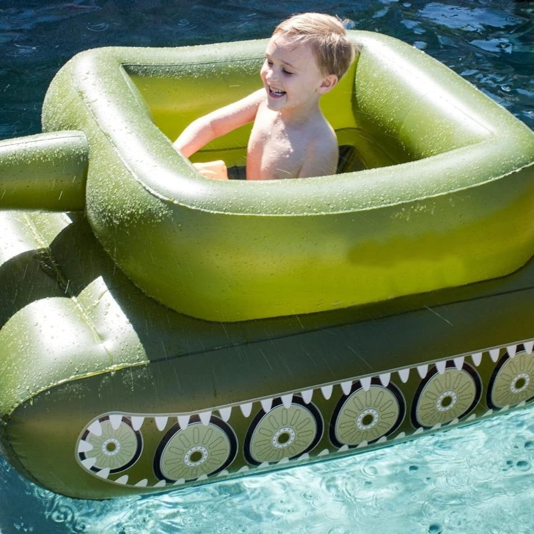 PVC Inflatable Water Spray Tank Float