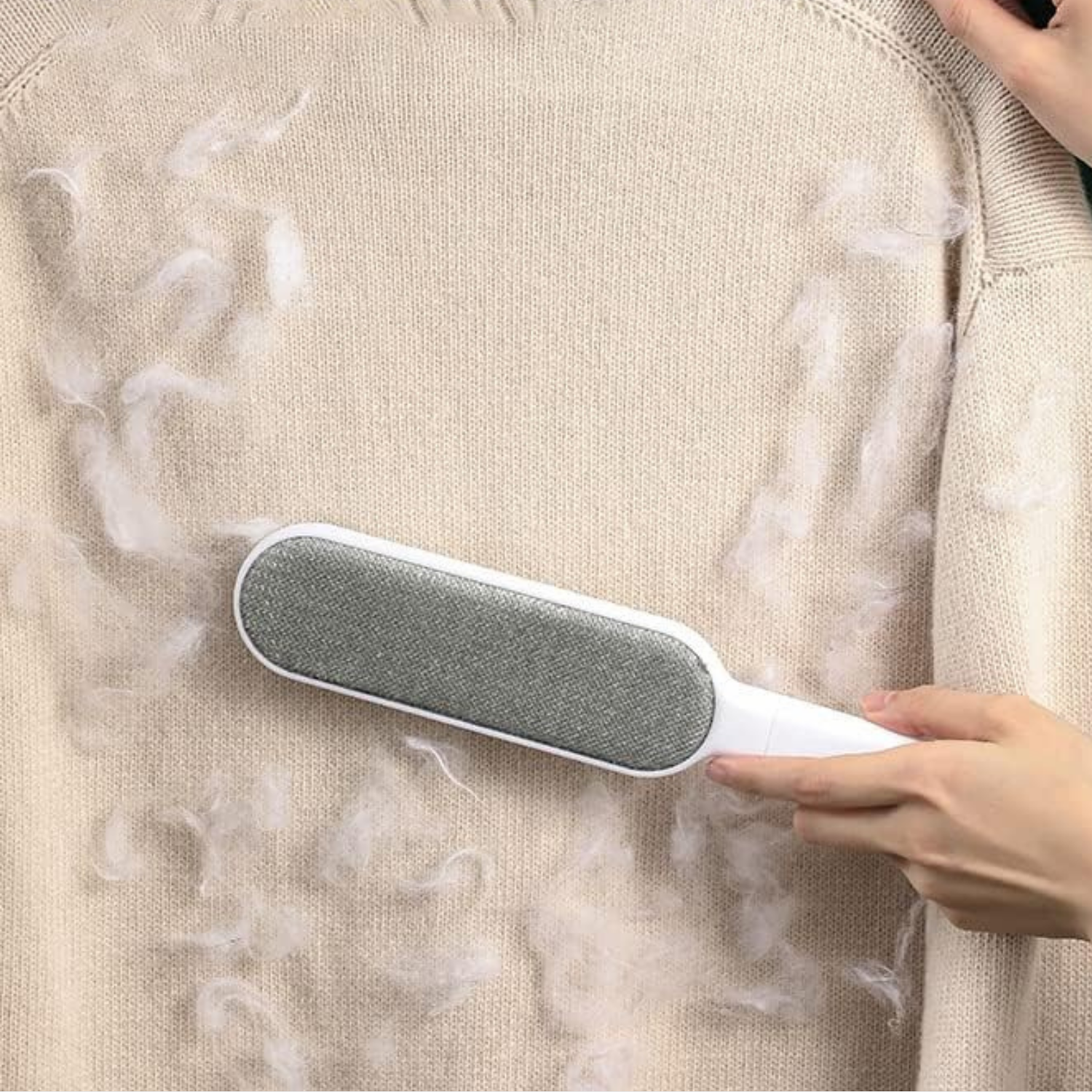 Cloth Lint Brusher