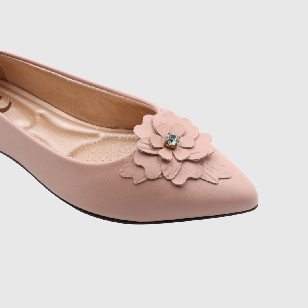 NIRA Women Shoe Peach