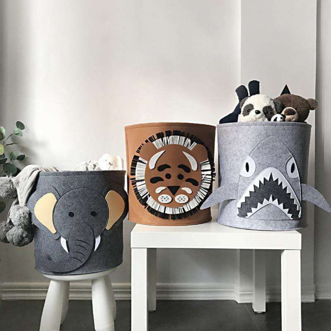 Animal Storage Bucket