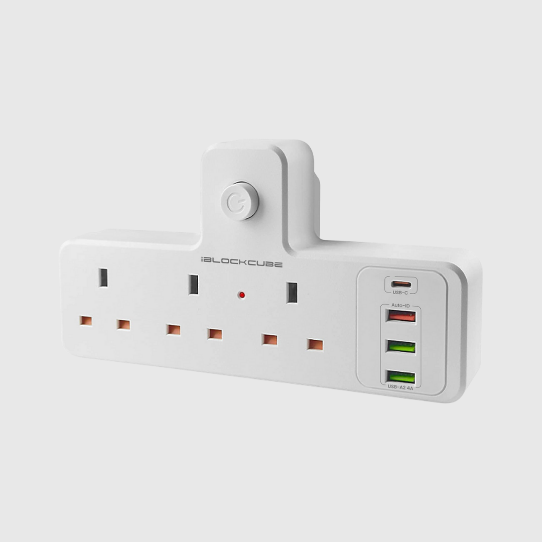 Multifunctional socket