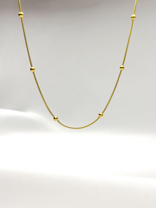 Collar ÓRBITA | Gargantilla de oro para mujer