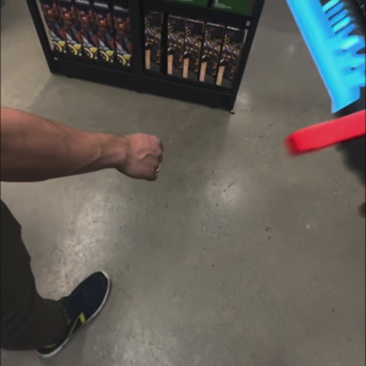 Load video: Sparks Battle Knife